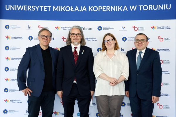 Kliknij, aby powiększyć zdjęcie.