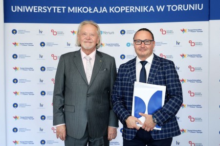 Kliknij, aby powiększyć zdjęcie.