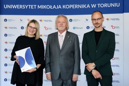 Kliknij, aby powiększyć zdjęcie.