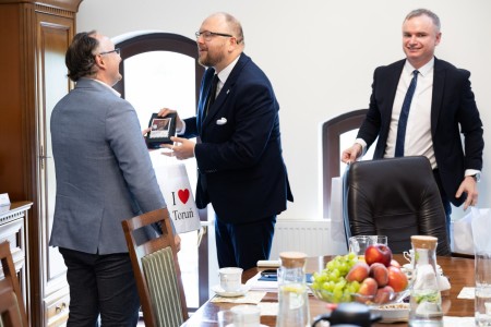 Kliknij, aby powiększyć zdjęcie.