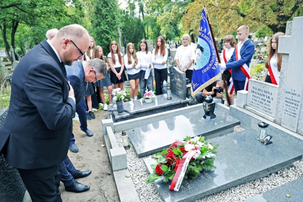 Kliknij, aby powiększyć zdjęcie.