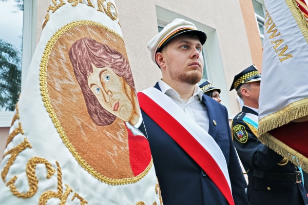 Kliknij, aby powiększyć zdjęcie.