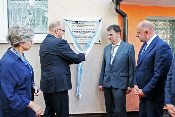 Kliknij, aby powiększyć zdjęcie.