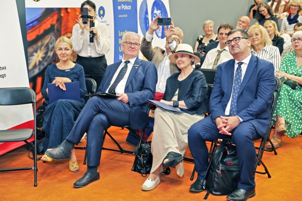 Kliknij, aby powiększyć zdjęcie.