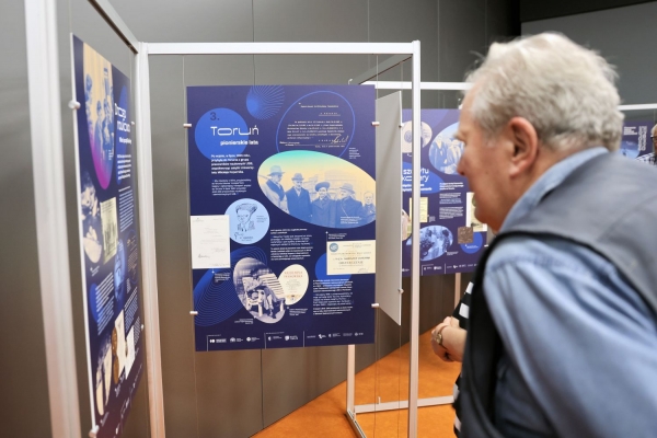 Click to zoom the picture.