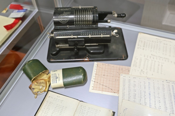 Click to zoom the picture.