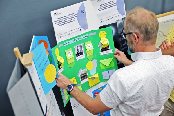 Click to zoom the picture.