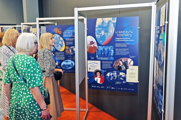 Click to zoom the picture.