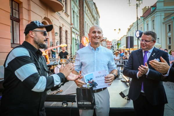 Kliknij, aby powiększyć zdjęcie.