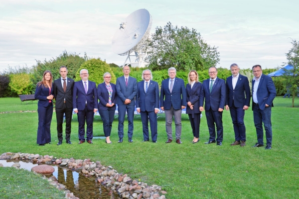 Click to zoom the picture.