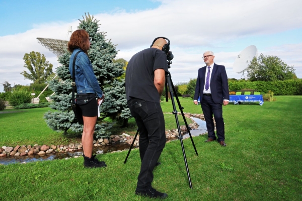 Click to zoom the picture.