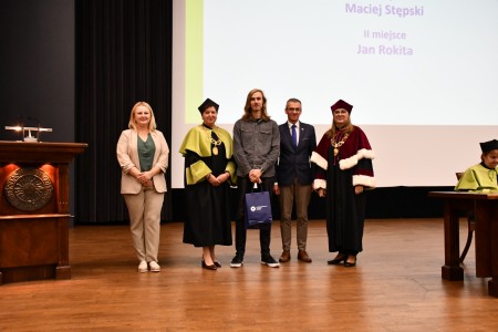 Kliknij, aby powiększyć zdjęcie.
