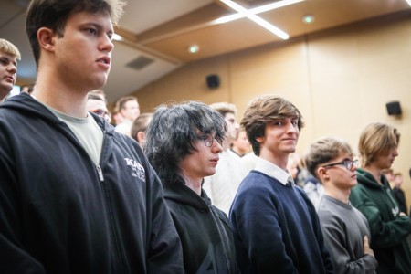 Kadry z Audytorium A. Jabłońskiego podczas inauguracji roku akademickiego 2025/26 oraz immatrykulacji studentów pierwszego roku. Kliknij, aby powiększyć zdjęcie.