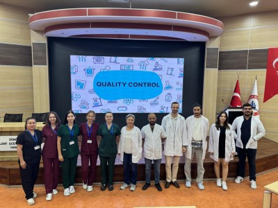 Staż Erasmus+ w Zonguldak: rozwój kompetencji w diagnostyce laboratoryjnej. Kliknij, aby powiększyć zdjęcie.