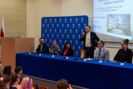 VII edycja warsztatów dla licealistów. Kliknij, aby powiększyć zdjęcie.