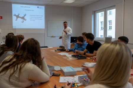 VII edycja warsztatów dla licealistów. Kliknij, aby powiększyć zdjęcie.