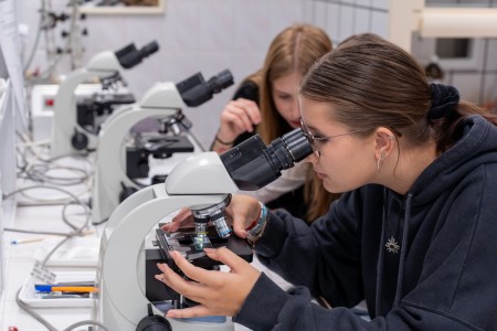 VII edycja warsztatów dla licealistów. Kliknij, aby powiększyć zdjęcie.