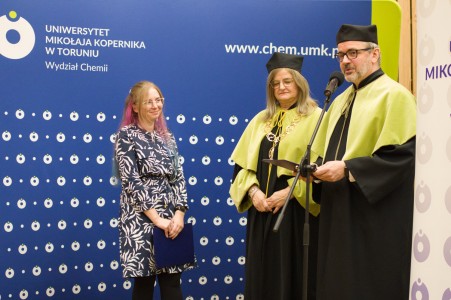 Kliknij, aby powiększyć zdjęcie.