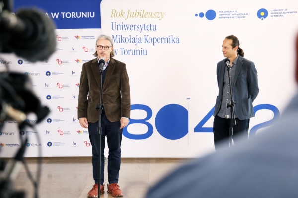 Kliknij, aby powiększyć zdjęcie.