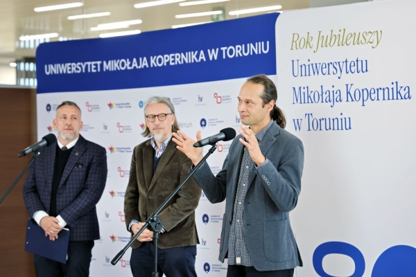 Kliknij, aby powiększyć zdjęcie.