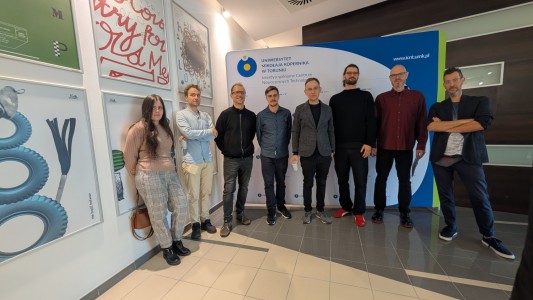 Click to zoom the picture.