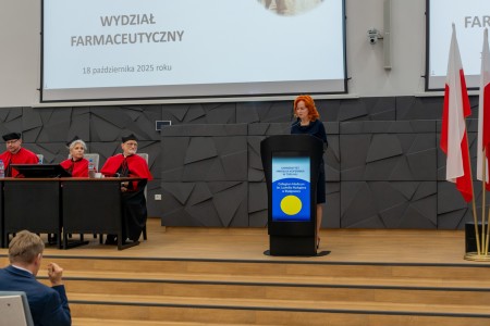 Dyplomatorium kierunków analityka medyczna, kosmetologia 18.10.2025. Kliknij, aby powiększyć zdjęcie.