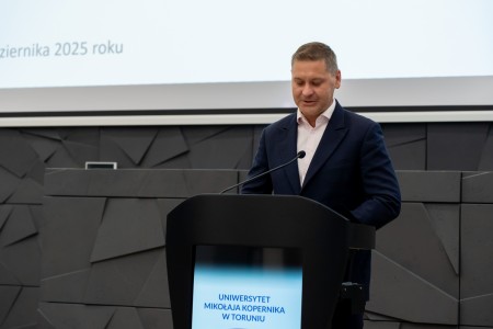 Dyplomatorium kierunków analityka medyczna, kosmetologia 18.10.2025. Kliknij, aby powiększyć zdjęcie.