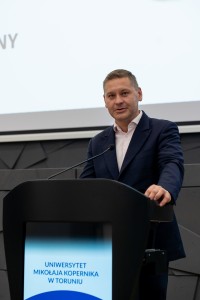 Dyplomatorium kierunków analityka medyczna, kosmetologia 18.10.2025. Kliknij, aby powiększyć zdjęcie.