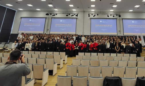 Immatrykulacja studentów Wydziału Nauk o Zdrowiu . Kliknij, aby powiększyć zdjęcie.