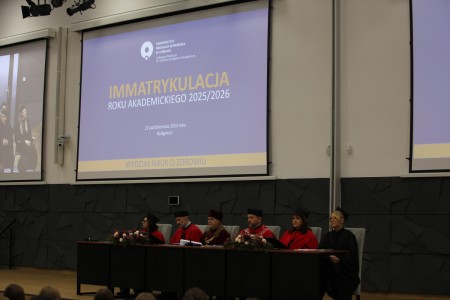 Immatrykulacja studentów Wydziału Nauk o Zdrowiu . Kliknij, aby powiększyć zdjęcie.
