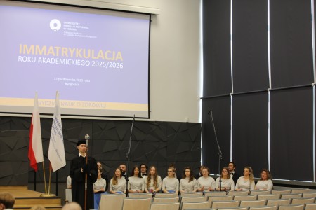 Immatrykulacja studentów Wydziału Nauk o Zdrowiu . Kliknij, aby powiększyć zdjęcie.