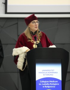 Immatrykulacja studentów Wydziału Nauk o Zdrowiu . Kliknij, aby powiększyć zdjęcie.