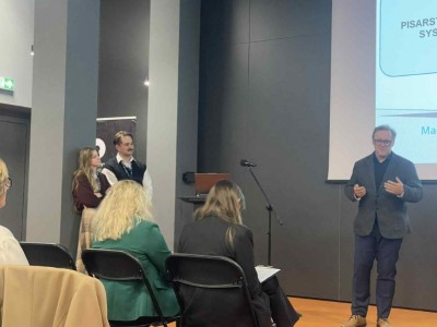 Click to zoom the picture.