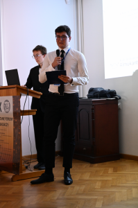 Kliknij, aby powiększyć zdjęcie.