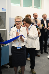 Click to zoom the picture.