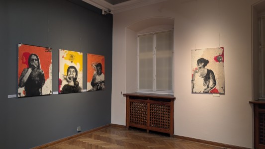 Click to zoom the picture.