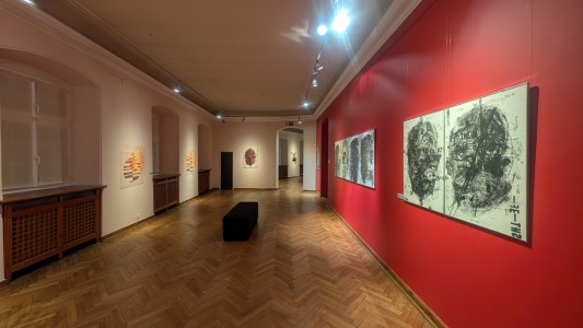 Click to zoom the picture.