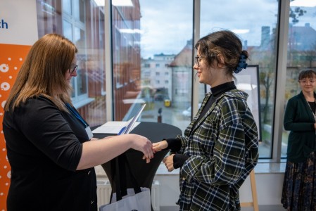 Kliknij, aby powiększyć zdjęcie.