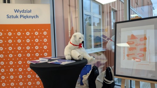 Click to zoom the picture.