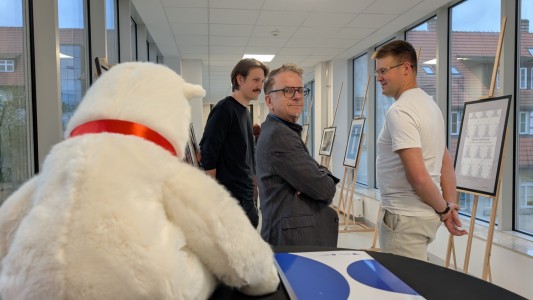 Click to zoom the picture.