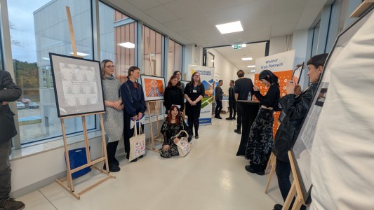 Click to zoom the picture.