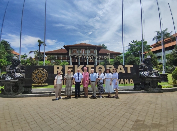 Kliknij, aby powiększyć zdjęcie.