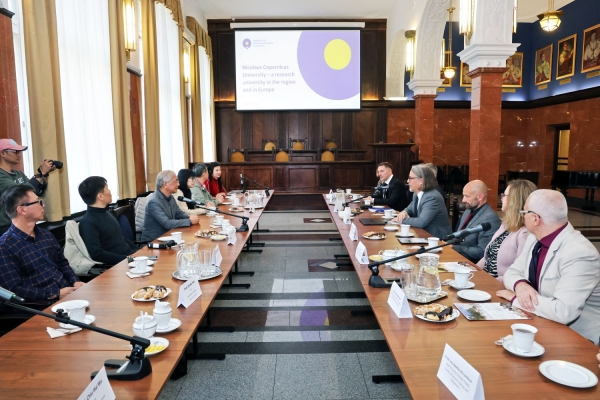 Click to zoom the picture.