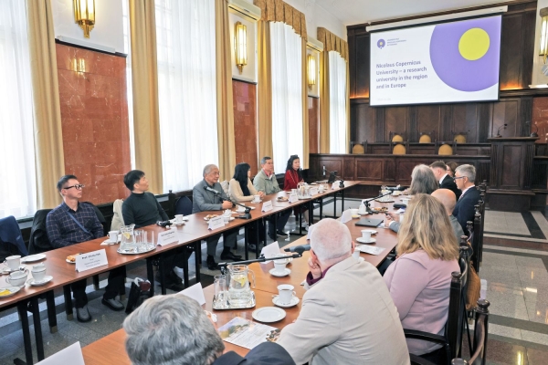 Click to zoom the picture.