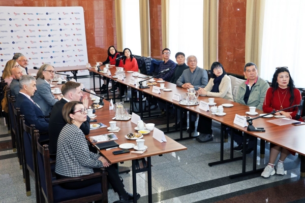 Click to zoom the picture.