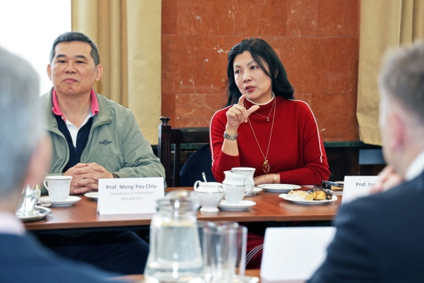 Click to zoom the picture.