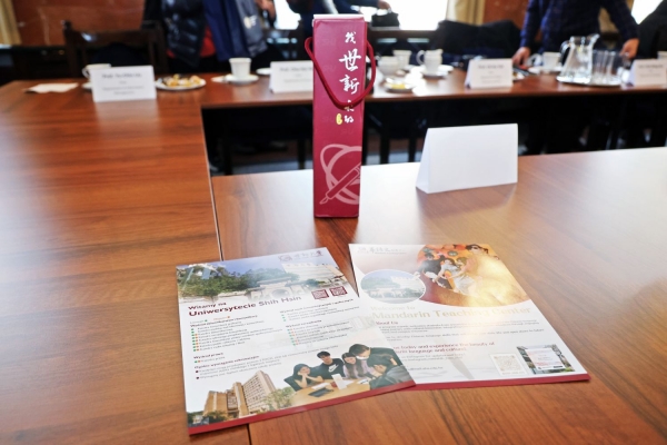 Click to zoom the picture.