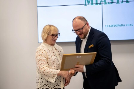 Click to zoom the picture.