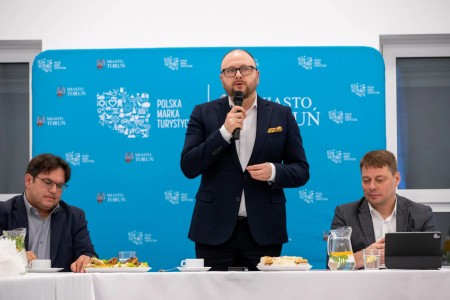 Click to zoom the picture.