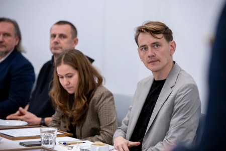 Click to zoom the picture.